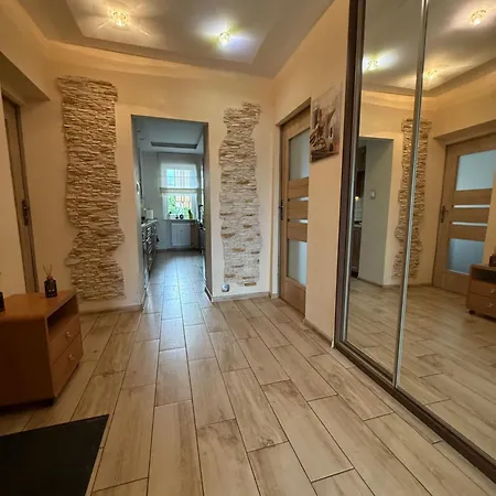 Chocisza Moonsky Ubytování v soukromí Poznaň