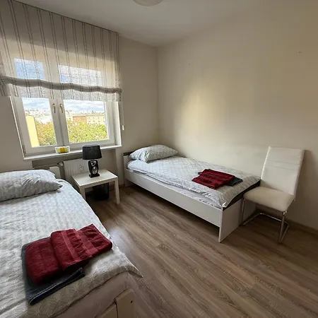 Chocisza Moonsky * Poznaň