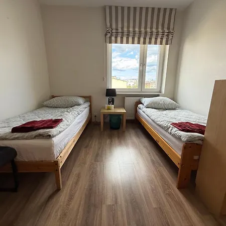 Chocisza Moonsky בית אירוח פוזנן