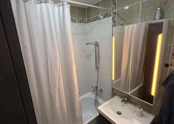 Chocisza Moonsky منزل للإقامة *